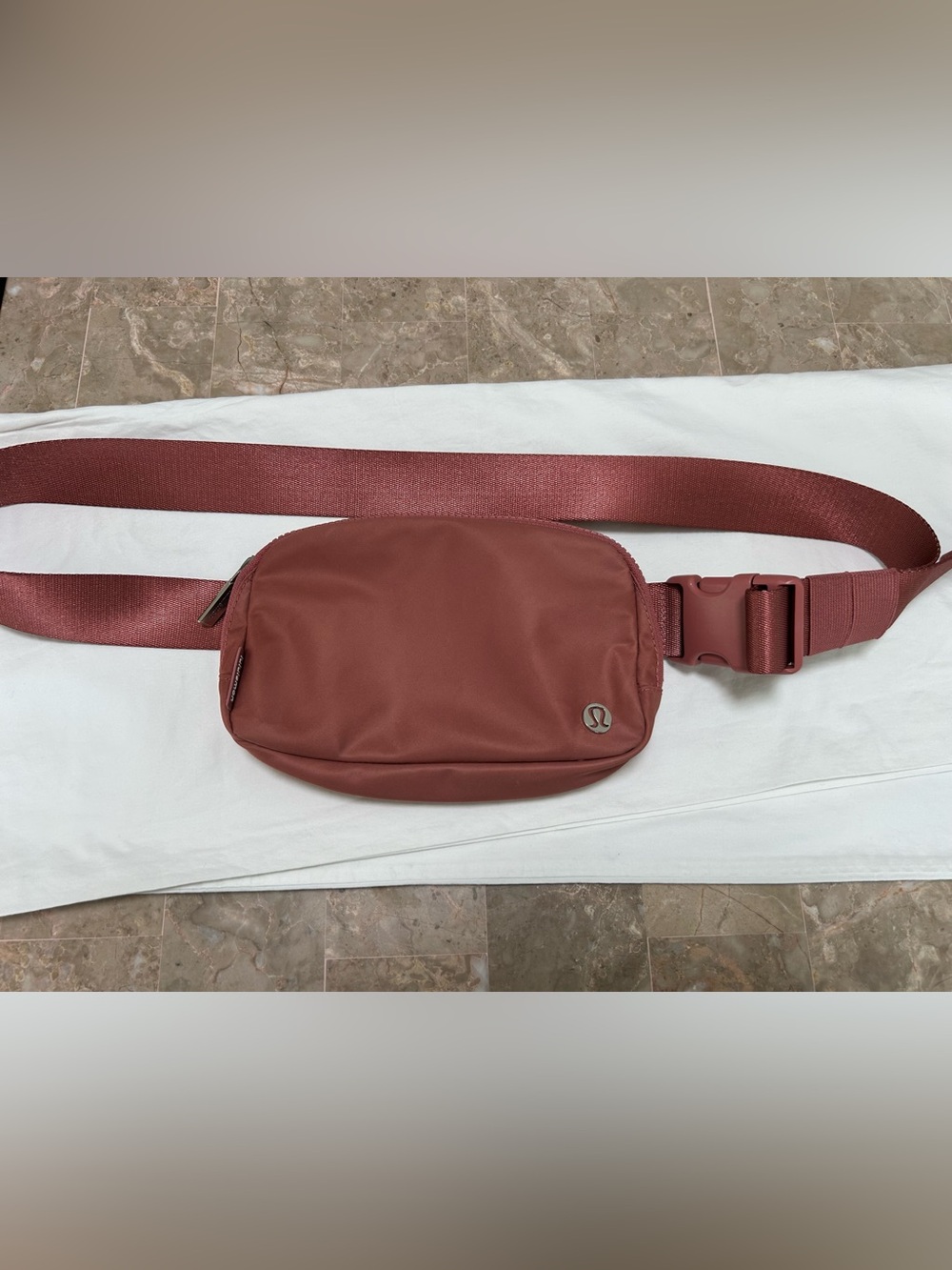 lululemon athletica 🍋 Dusty rose belt Bag